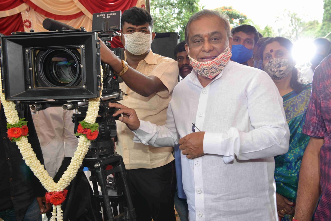 ನಿವೃತ್ತ ಕ್ಯಾಪ್ಟನ್ ಆಗಿ ರಾಘವೇಂದ್ರ ರಾಜ್‍ಕುಮಾರ್ 