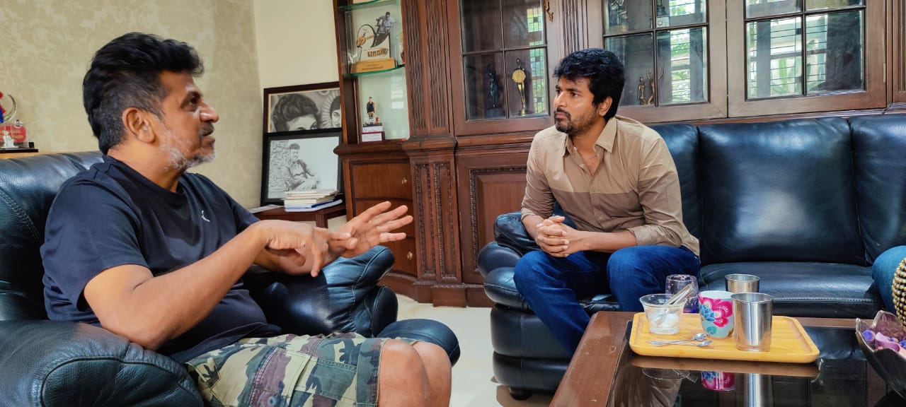 ಪುನೀತ್ ಮನೆಗೆ ತಮಿಳು ನಟ ಶಿವಕಾರ್ತಿಕೇಯನ್ ಭೇಟಿ ನೀಡಿ ಸಂತ್ವಾನ್.