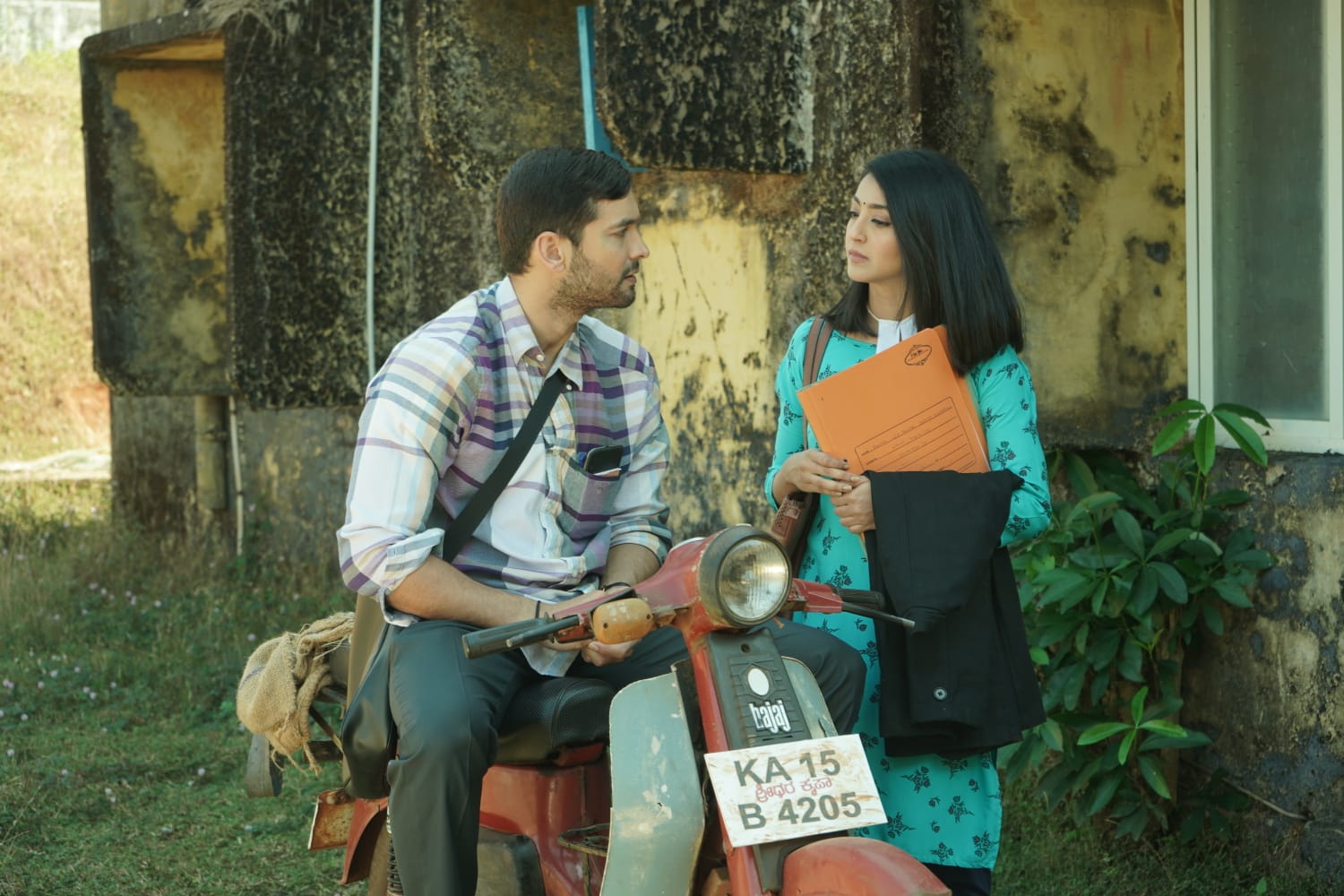 "ಕ್ಷಮಿಸಿ ನಿಮ್ಮ ಖಾತೆಯಲ್ಲಿ ಹಣವಿಲ್ಲ" ಚಿತ್ರತಂಡದಿಂದ ವಿಭಿನ್ನ ಪ್ರಚಾರ.