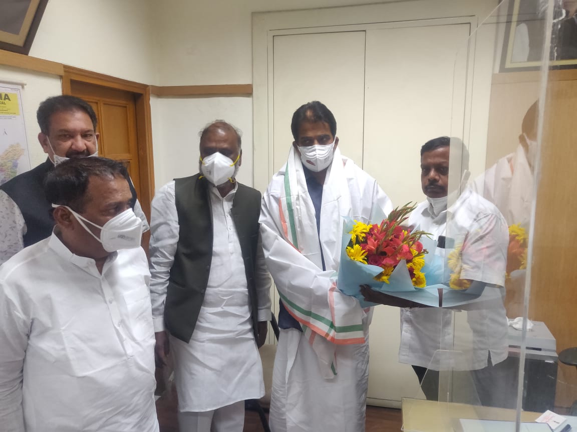 H d ದೇವೇಗೌಡರು