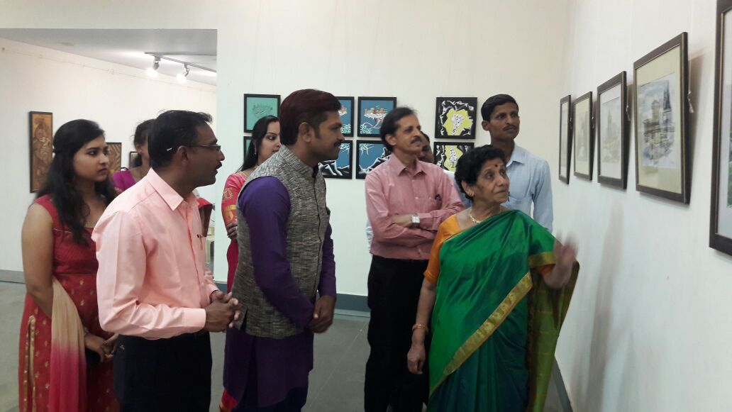 ಚಿತ್ರಕಲಾ ಪರಿಷತ್ ನಲ್ಲಿ 