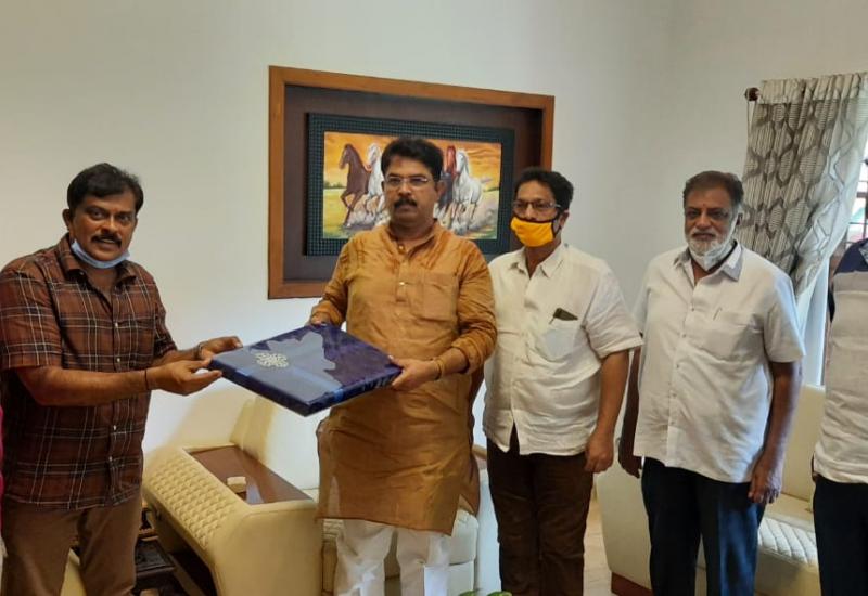 ಸರ್ಕಾರಿ ಆದೇಶ ಪಾಲಿಸಿ ಚಿತ್ರೀಕರಣ ಬಿಟ್ಟು ಉಳಿದ ಚಟುವಟಿಕೆ ಮಾಡಿಕೊಳ್ಳುವಂತೆ ರಾಜ್ಯಸರ್ಕಾರದ ಸೂಚನೆ..