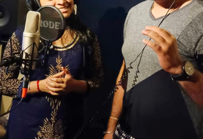 ಅನಿರುದ್ಧ್ ಶಾಸ್ತ್ರಿ ಕಂಠಸಿರಿಯಲ್ಲಿ  "ಆಪರೇಶನ್ D" ಹಾಡುಗಳು. 