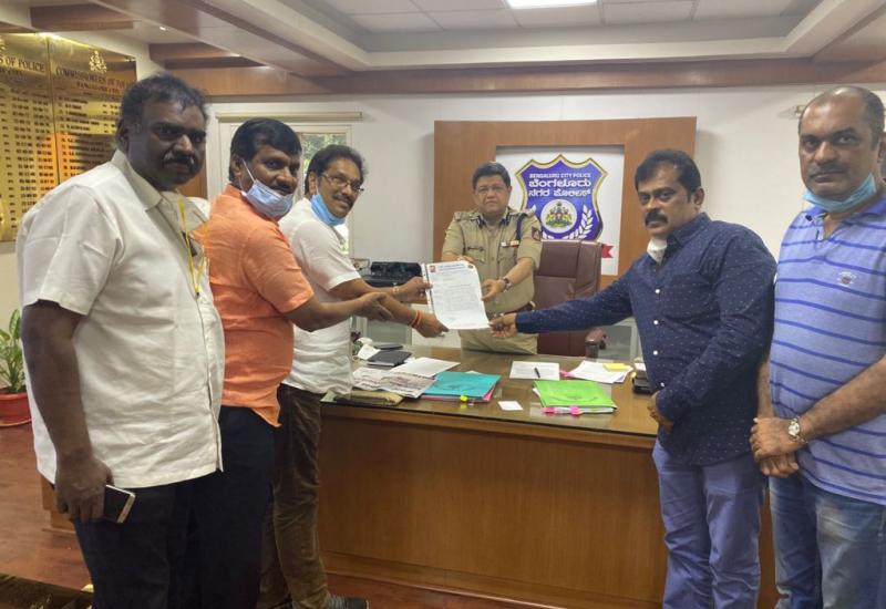 ಪೈರಸಿ ತಡೆಯಲು ಪೊಲೀಸರ ಮೊರೆಹೋದ ನಿರ್ಮಾಪಕರ ತಂಡ.