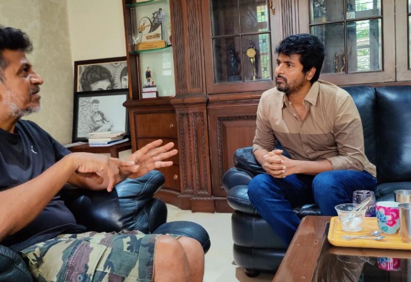 ಪುನೀತ್ ಮನೆಗೆ ತಮಿಳು ನಟ ಶಿವಕಾರ್ತಿಕೇಯನ್ ಭೇಟಿ ನೀಡಿ ಸಂತ್ವಾನ್.